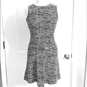 Michael Kors sleeveless zebra print dress size 4
